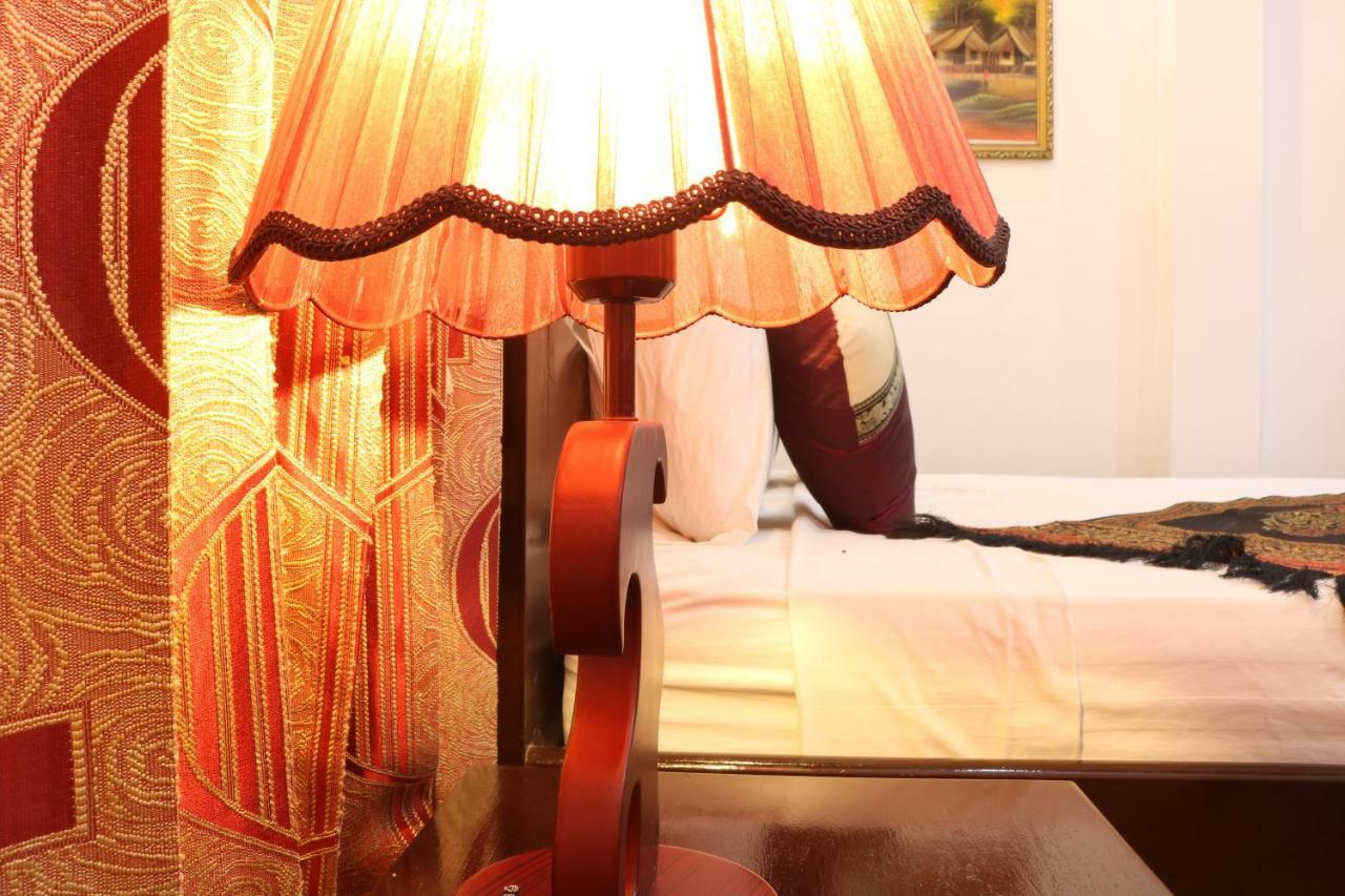 Singharat Boutique House Bed & Breakfast Luang Prabang Exterior photo